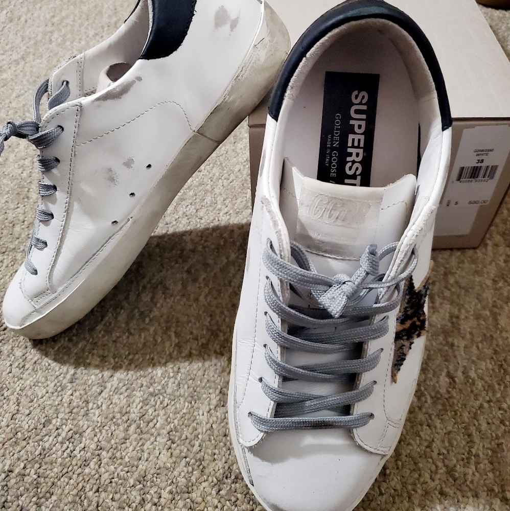 Golden goose sneakers very lightly worn
